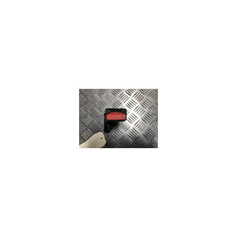 Attache ceinture arriere gauche PEUGEOT 2008 1 PHASE 1 d’occasion