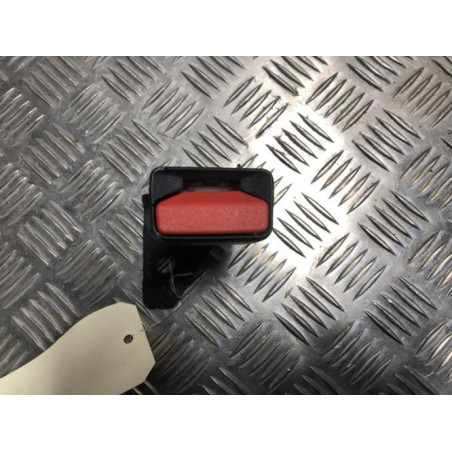 Attache ceinture arriere gauche PEUGEOT 2008 1 PHASE 1 d’occasion