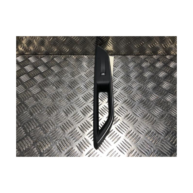 Interrupteur de leve vitre avant droit PEUGEOT 3008 2 PHASE 2 d’occasion