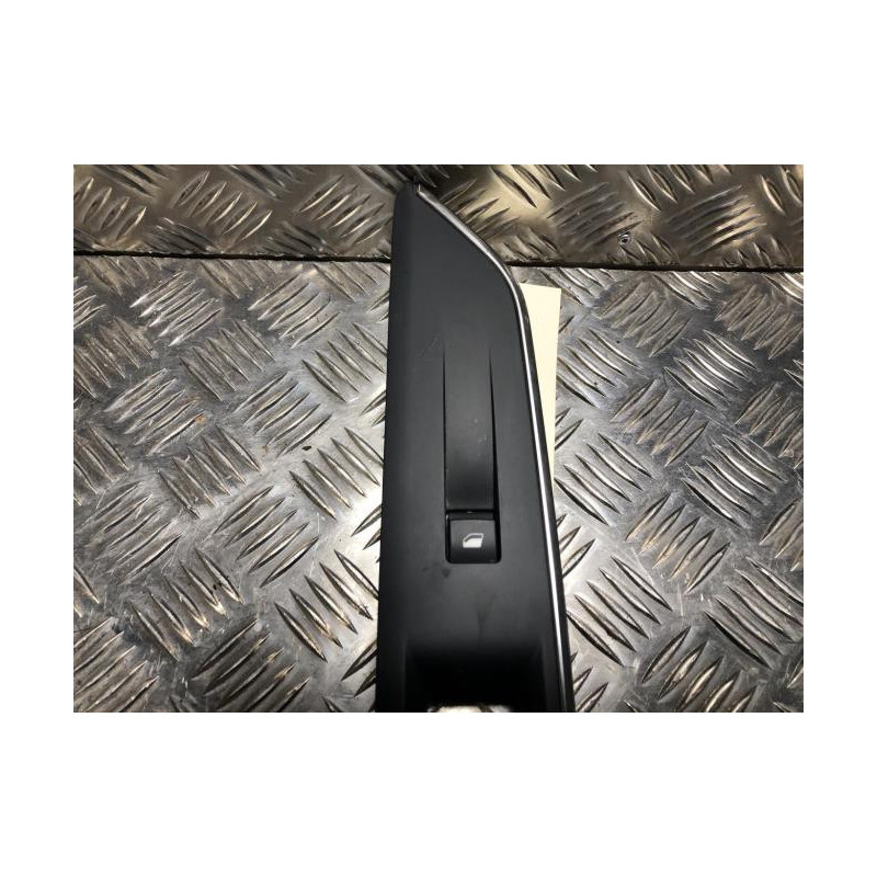 Interrupteur de leve vitre avant droit PEUGEOT 3008 2 PHASE 2 d’occasion