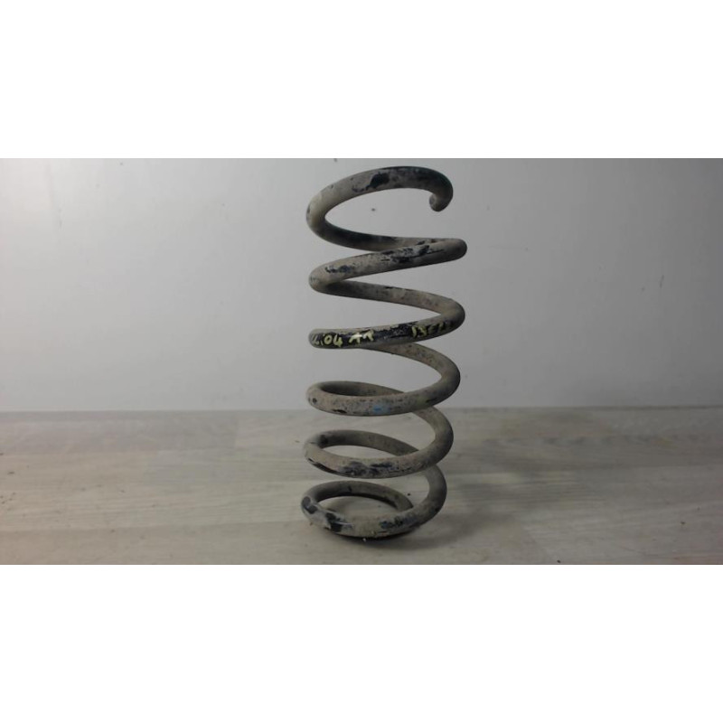 Ressort de suspension arriere droit RENAULT CLIO 4 PHASE 1 d’occasion