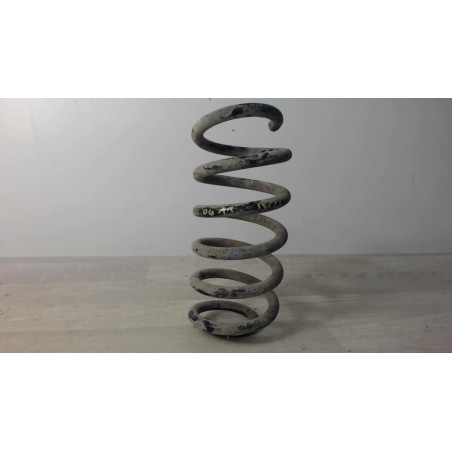 Ressort de suspension arriere droit RENAULT CLIO 4 PHASE 1 d’occasion