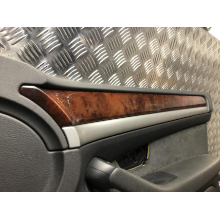 Panneau de porte avant droit AUDI A8 2 PHASE 1 d’occasion