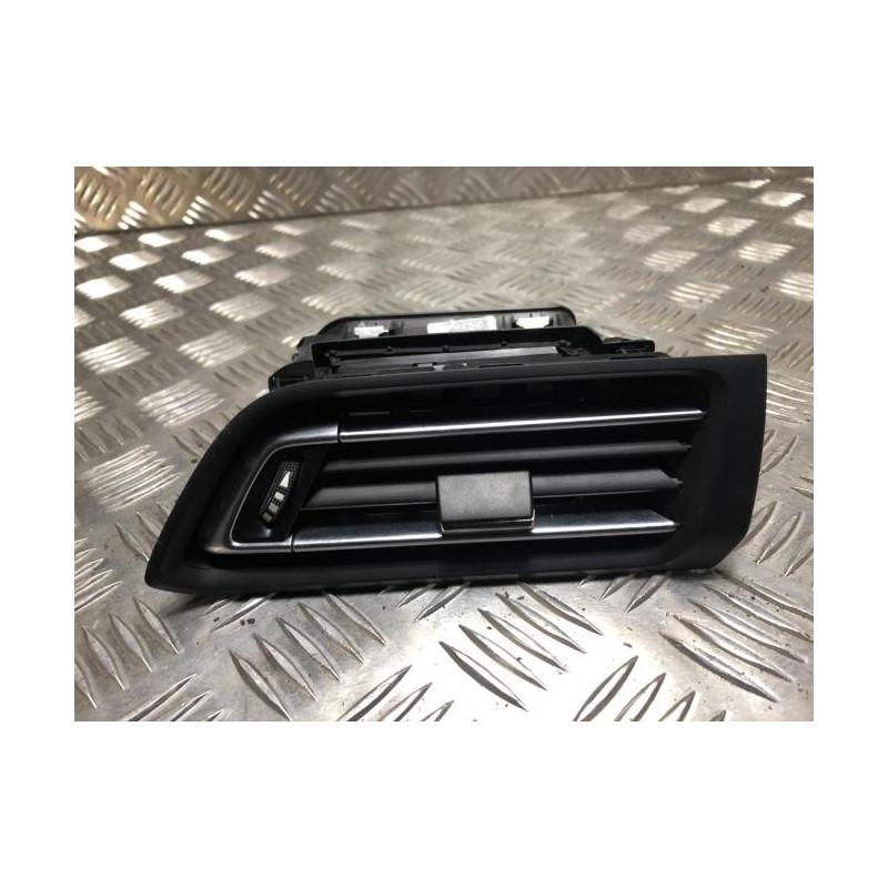 Aerateur tableau de bord avant droit PEUGEOT 308 2 PHASE 1 d’occasion