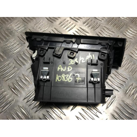 Aerateur tableau de bord avant droit PEUGEOT 308 2 PHASE 1 d’occasion
