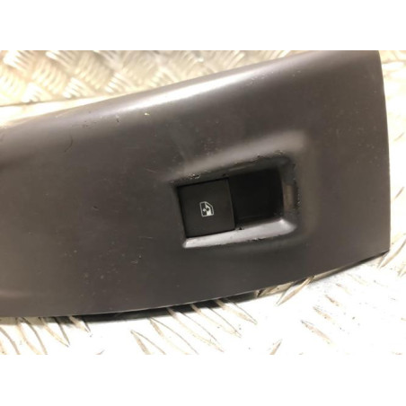 Interrupteur de leve vitre avant droit OPEL MERIVA B PHASE 1 d’occasion