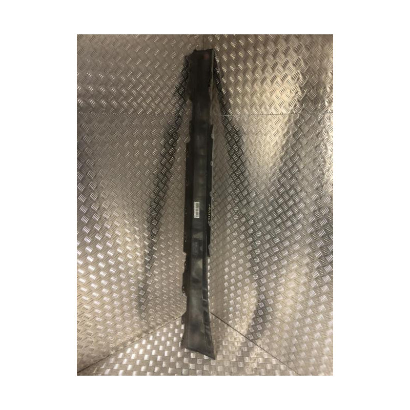 Bas de caisse droit BMW SERIE 1 F21 PHASE 2 d’occasion