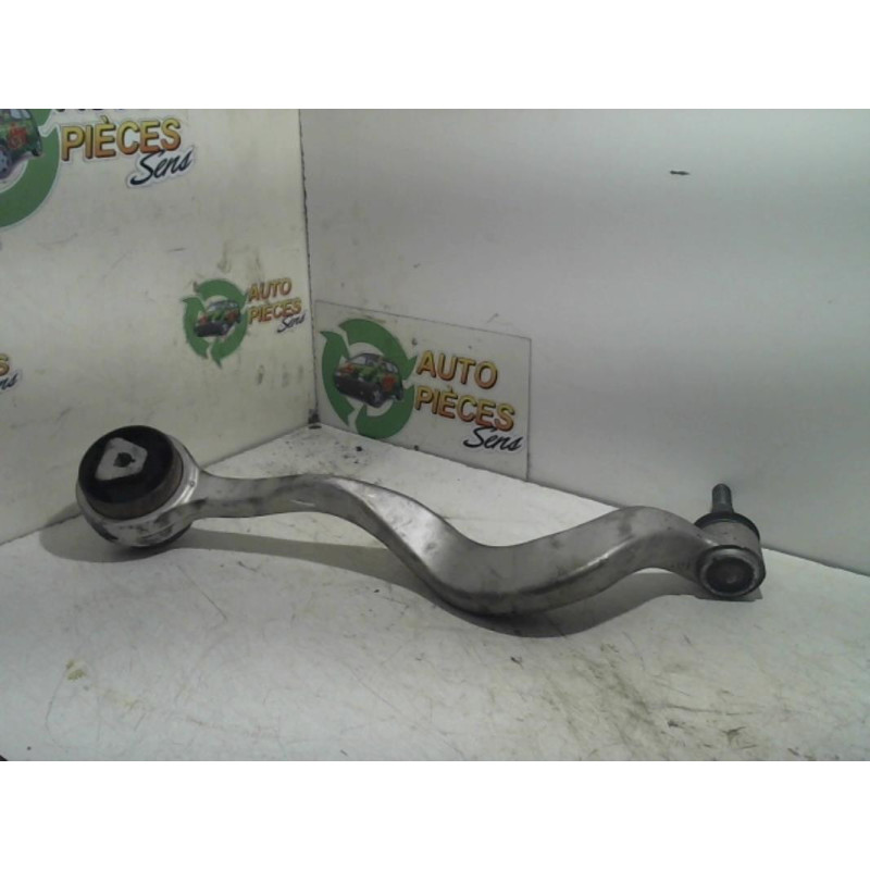 Bras de suspension superieur avant gauche BMW SERIE 5 E60 PHASE 2 d’occasion
