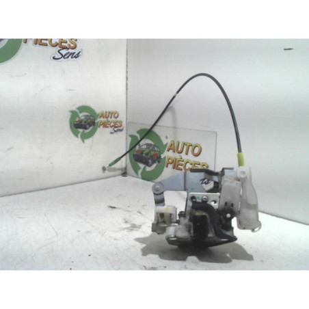 Serrure arriere droit PEUGEOT 107 PHASE 1 d’occasion