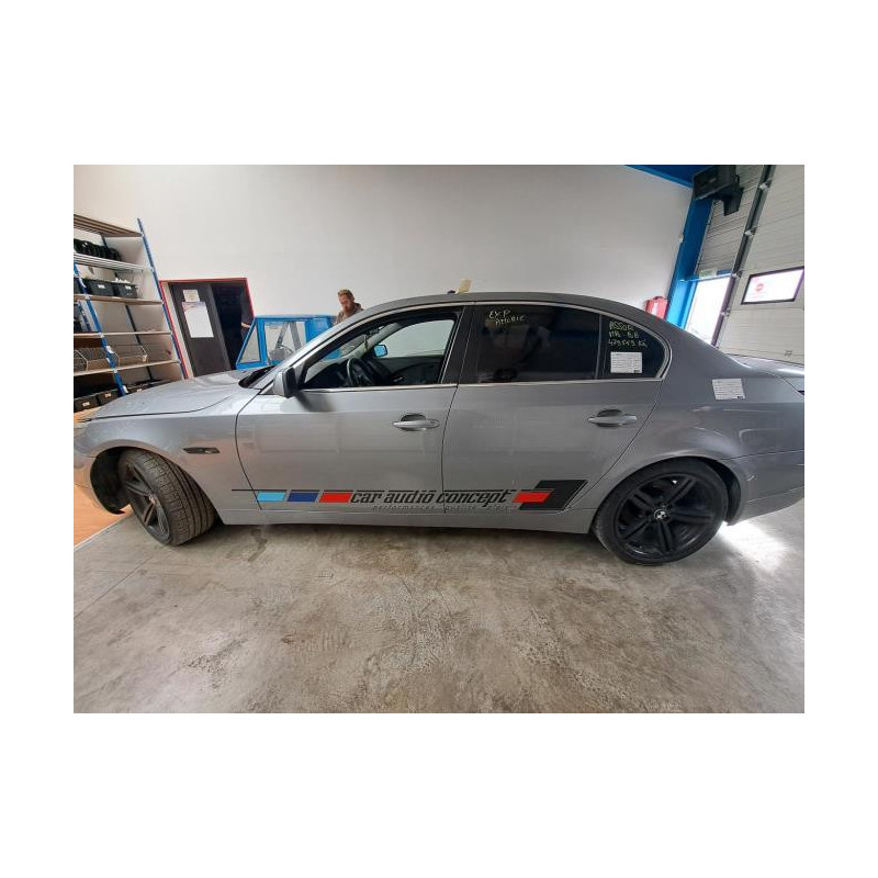 Poignee de maintien avant gauche BMW SERIE 5 E60 PHASE 2 d’occasion