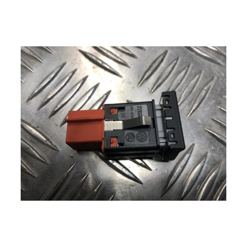 Bouton/Interrupteur VOLKSWAGEN POLO 5 PHASE 2 d’occasion