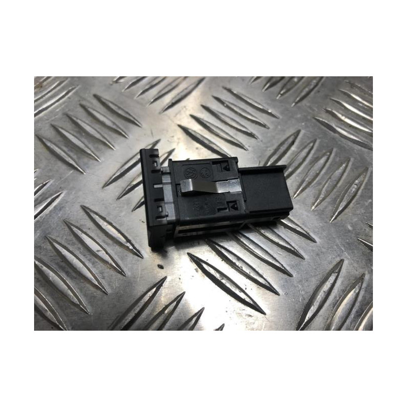 Bouton/Interrupteur VOLKSWAGEN POLO 5 PHASE 2 d’occasion