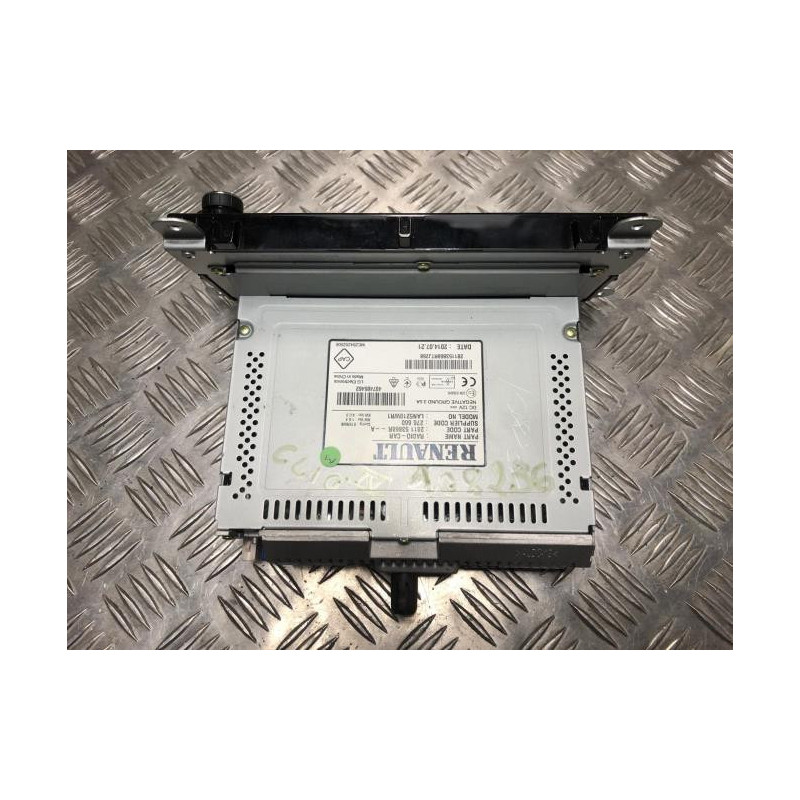 Ecran GPS RENAULT CLIO 4 PHASE 1 BREAK d’occasion