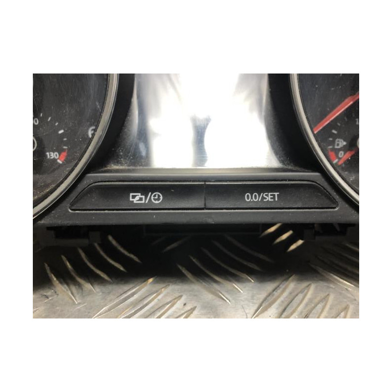 Compteur VOLKSWAGEN POLO 5 PHASE 2 d’occasion