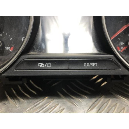 Compteur VOLKSWAGEN POLO 5 PHASE 2 d’occasion