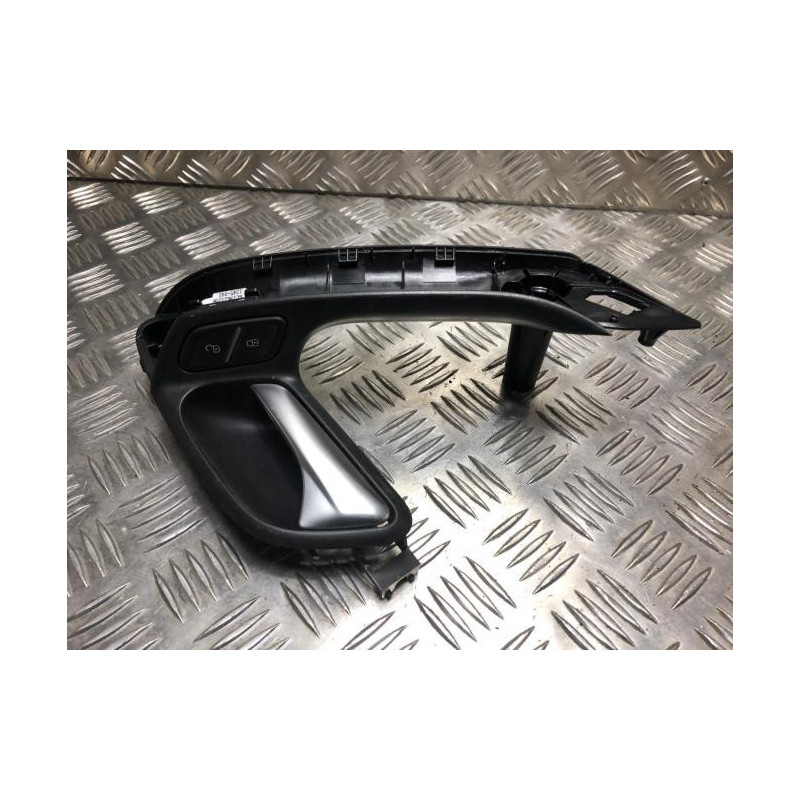 Poignee interieur avant gauche VOLKSWAGEN POLO 5 PHASE 2 d’occasion