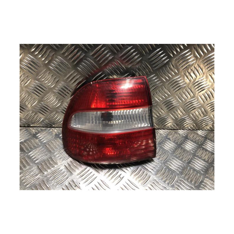 Feu arriere principal gauche (feux) VOLVO V 40 1 PHASE 2 BREAK d’occasion