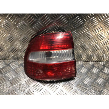 Feu arriere principal gauche (feux) VOLVO V 40 1 PHASE 2 BREAK d’occasion