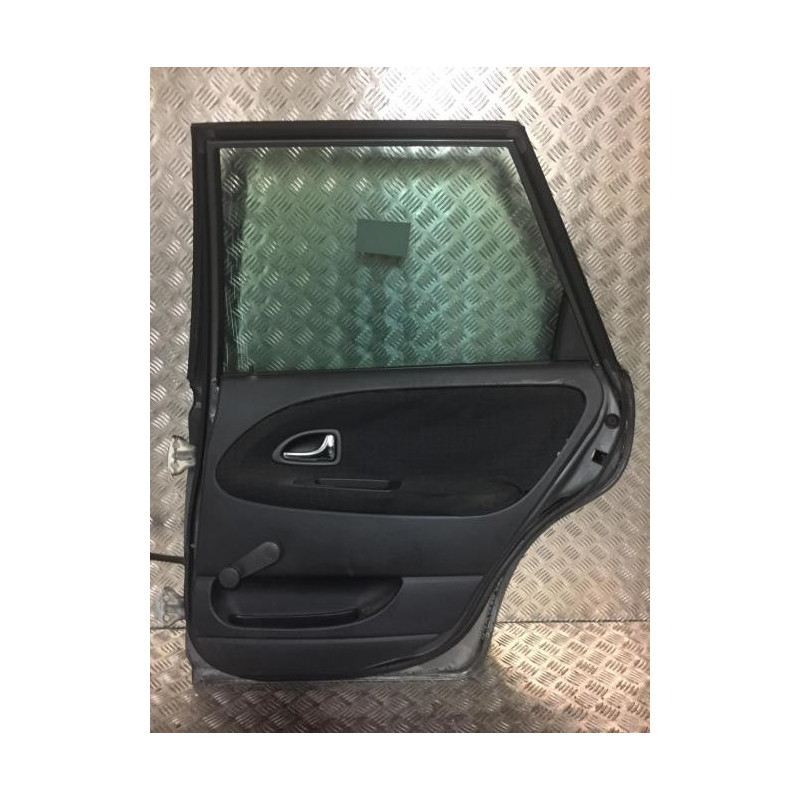 Porte arriere droit VOLVO V 40 1 PHASE 2 BREAK d’occasion