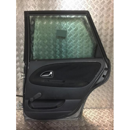 Porte arriere droit VOLVO V 40 1 PHASE 2 BREAK d’occasion