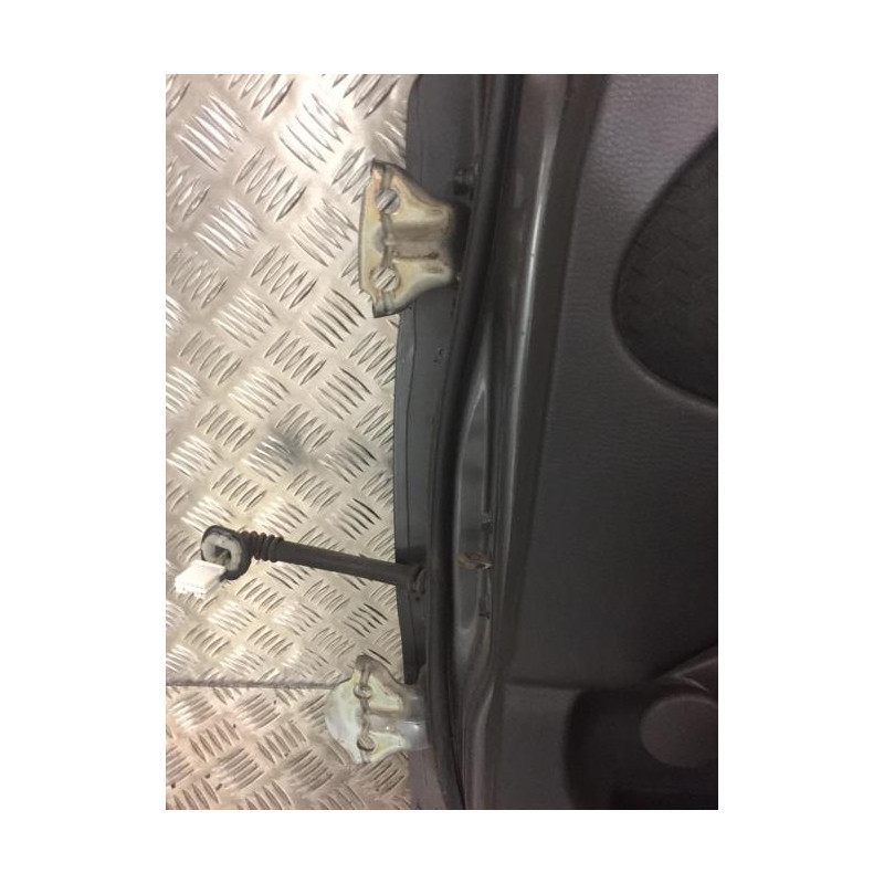 Porte arriere droit VOLVO V 40 1 PHASE 2 BREAK d’occasion