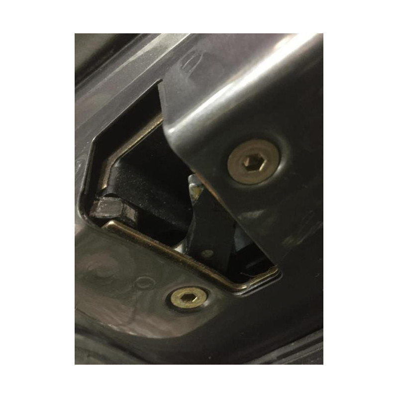 Porte arriere droit VOLVO V 40 1 PHASE 2 BREAK d’occasion