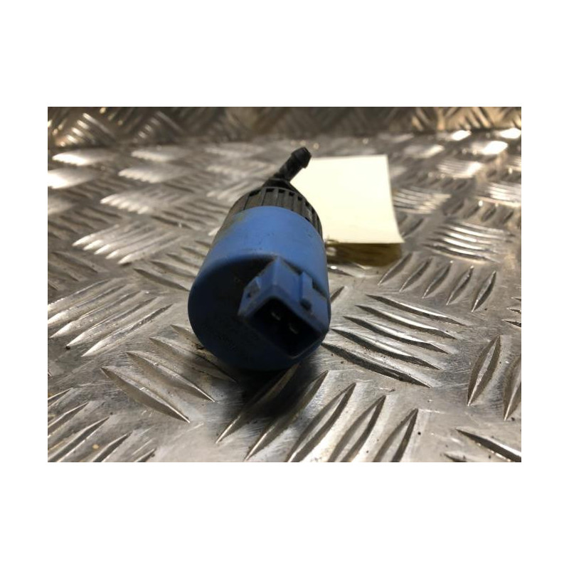 Pompe lave glace avant VOLVO V 40 1 PHASE 2 BREAK d’occasion