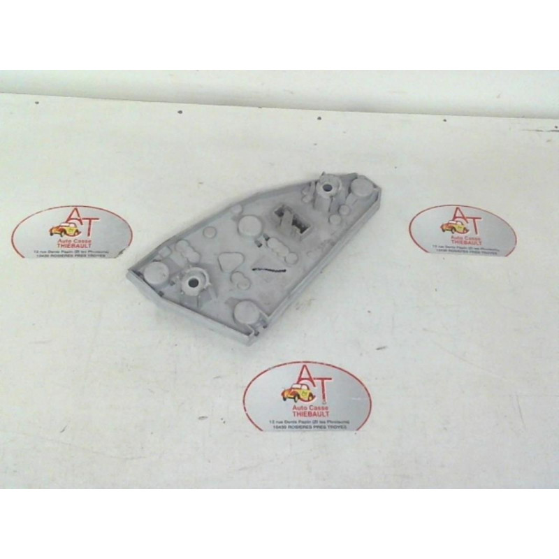 Platine feu arriere droit PEUGEOT 106 PHASE 1 d’occasion