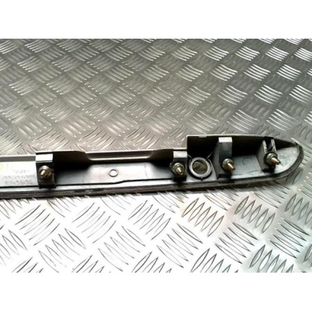 Baguette de coffre TOYOTA COROLLA 10 PHASE 2 d’occasion