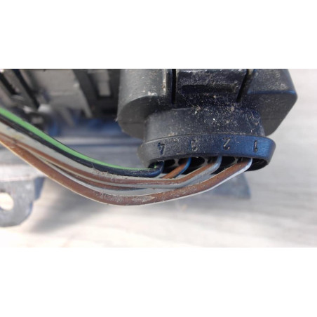 Mecanisme essuie glace avant FORD FIESTA 6 PHASE 1 d’occasion