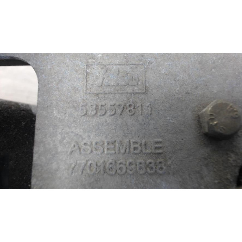 Moteur essuie glace avant RENAULT TWINGO 1 PHASE 2 d’occasion