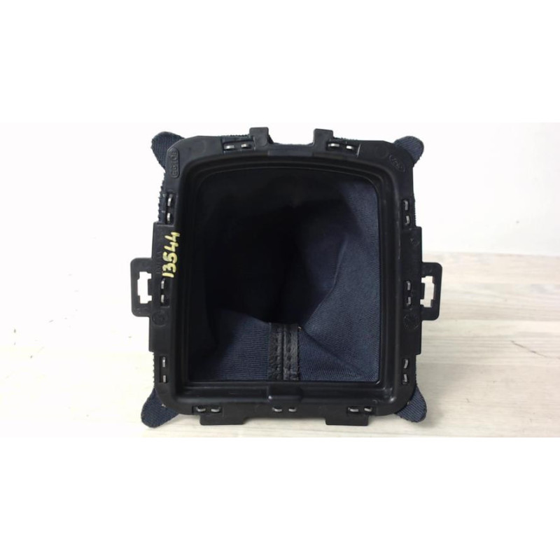 Soufflet de levier de vitesse FORD FIESTA 6 PHASE 1 d’occasion
