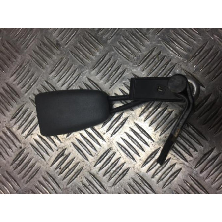 Attache ceinture arriere gauche VOLVO V 40 1 PHASE 2 BREAK d’occasion