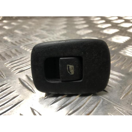 Interrupteur de leve vitre arriere droit PEUGEOT 207 PHASE 1 d’occasion