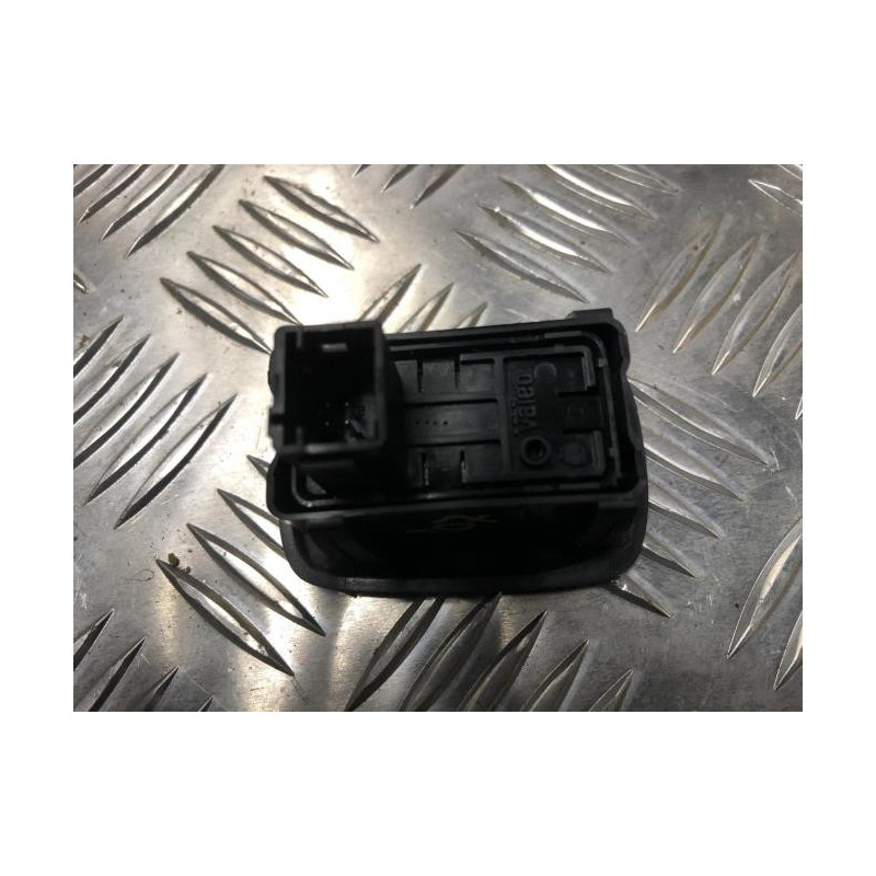 Interrupteur de leve vitre arriere droit PEUGEOT 207 PHASE 1 d’occasion