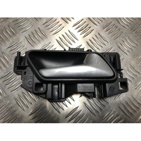 Poignee interieur avant droit PEUGEOT 308 2 SW PHASE 2 BREAK d’occasion