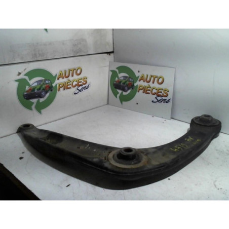 Triangle avant droit PEUGEOT 308 1 PHASE 1 d’occasion
