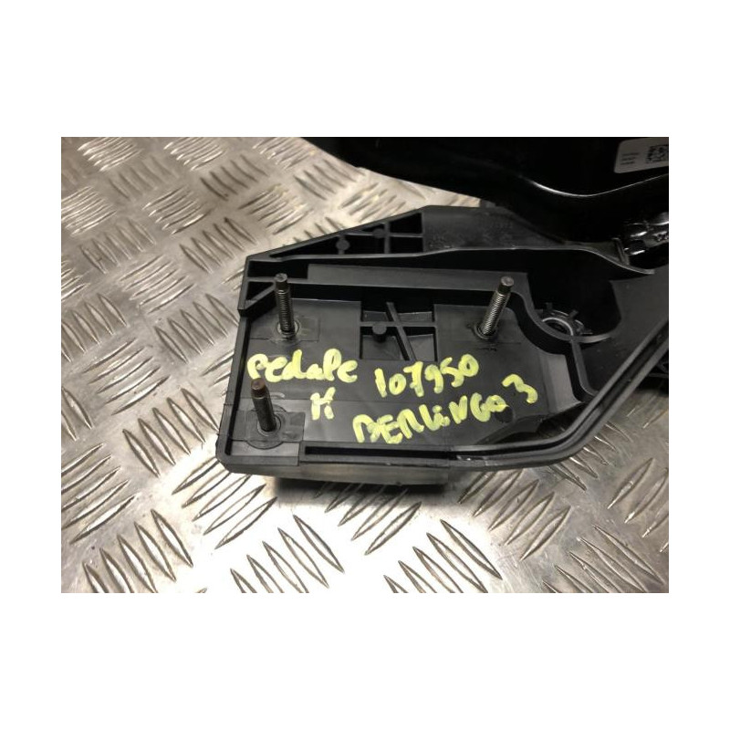 Pedalier de frein CITROEN BERLINGO 3 M d’occasion