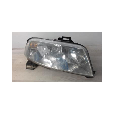 Optique avant principal droit (feux)(phare) FIAT STILO BREAK d’occasion