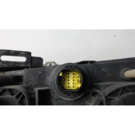 Optique avant principal droit (feux)(phare) FIAT STILO BREAK d’occasion