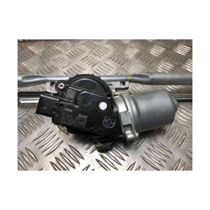 Moteur essuie glace avant MINI MINI 3 F55 d’occasion