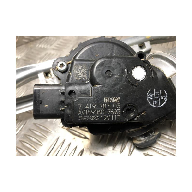Moteur essuie glace avant MINI MINI 3 F55 d’occasion