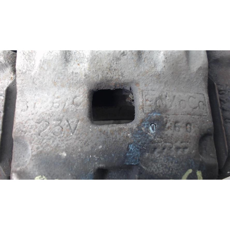 Etrier avant gauche (freinage) FORD FIESTA 6 PHASE 1 d’occasion