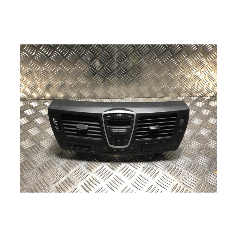 Aerateur tableau de bord RENAULT LAGUNA 3 PHASE 1 d’occasion
