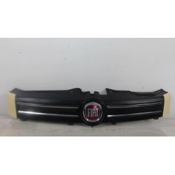 Calandre FIAT PANDA 2 PHASE 1 d’occasion