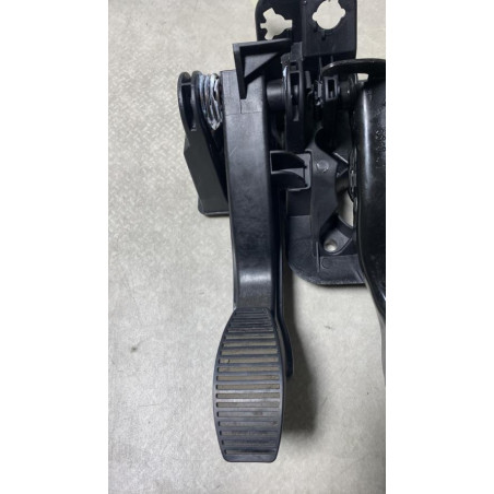 Pedalier FIAT PANDA 2 PHASE 1 d’occasion