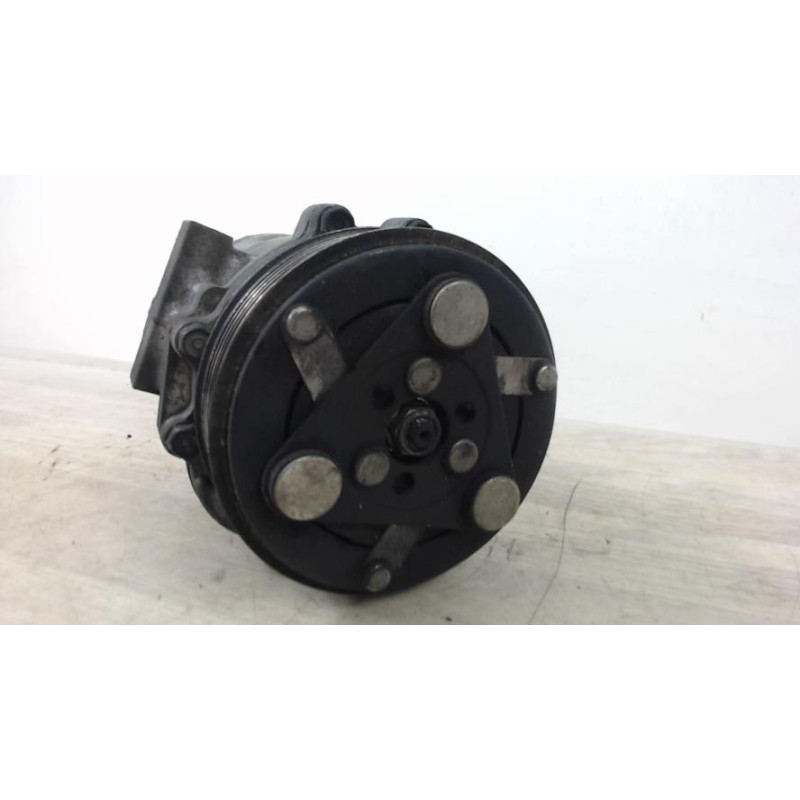Compresseur clim FIAT GRANDE PUNTO d’occasion