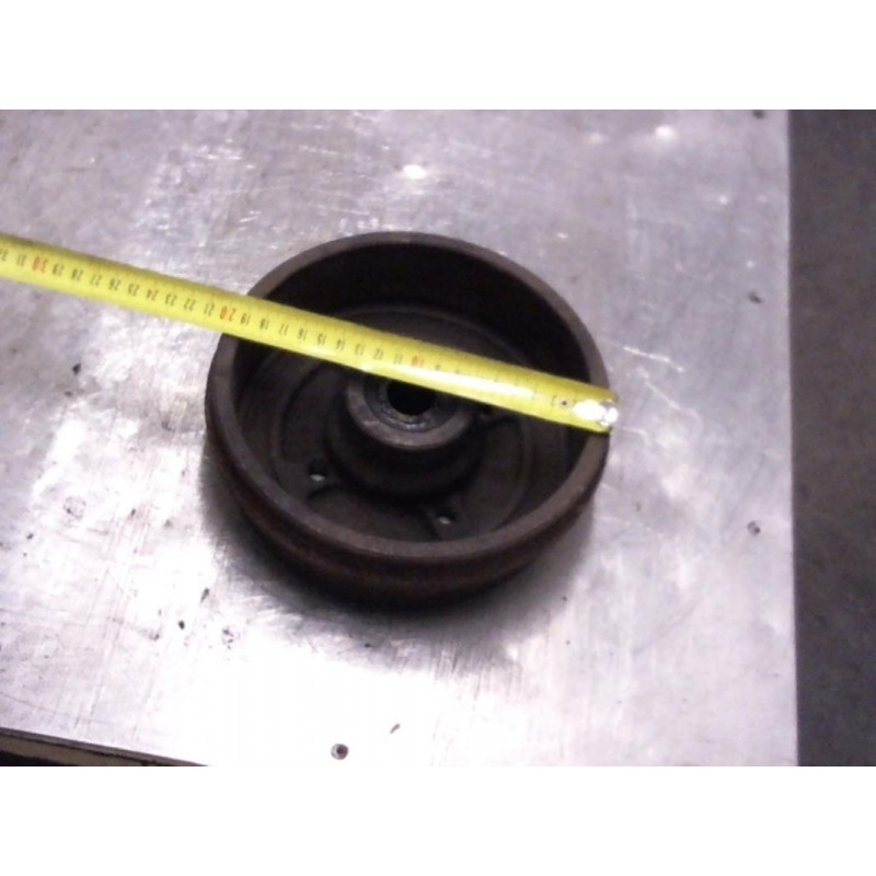 Tambour arriere droit RENAULT R11 d’occasion