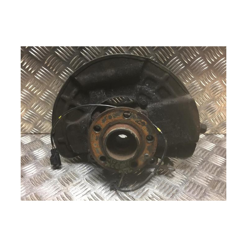Fusee avant gauche VOLVO XC 90 1 PHASE 1 d’occasion