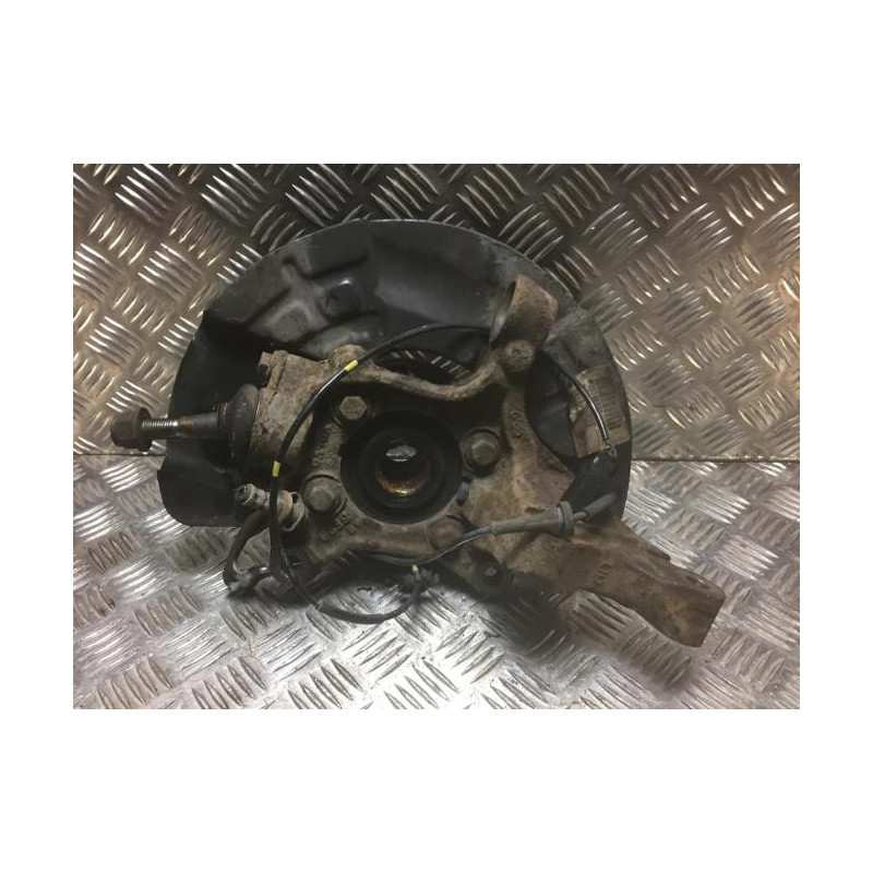 Fusee avant gauche VOLVO XC 90 1 PHASE 1 d’occasion